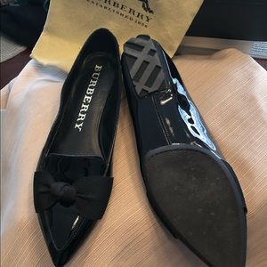 Burberry Shoes - Burberry flats with grosgrain bows authentic Burberry Shoes - Burberry flats with grosgrain bows authentic